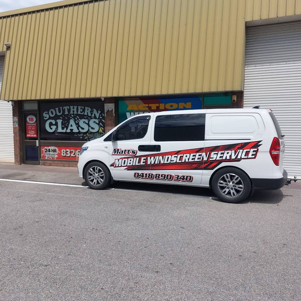 Matt's Mobile Windscreen Service - Van Side